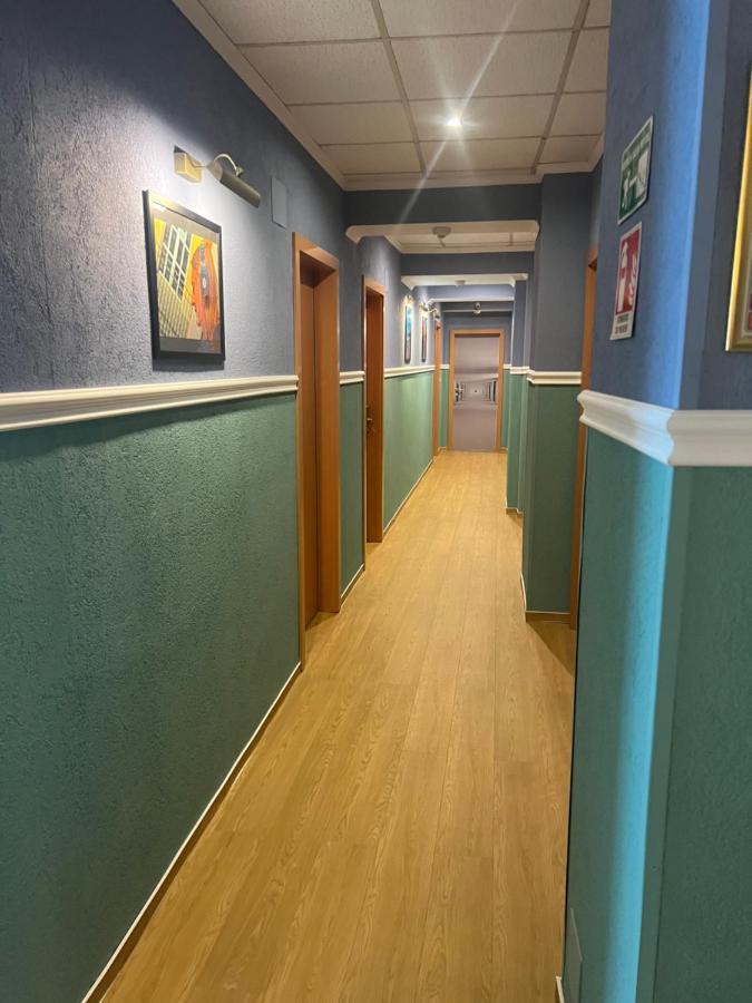 Artmotel & Bistro Haţeg 외부 사진