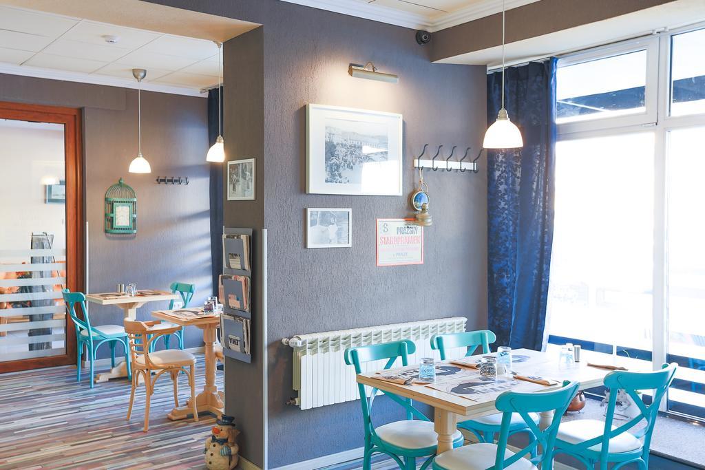 Artmotel & Bistro Haţeg 외부 사진